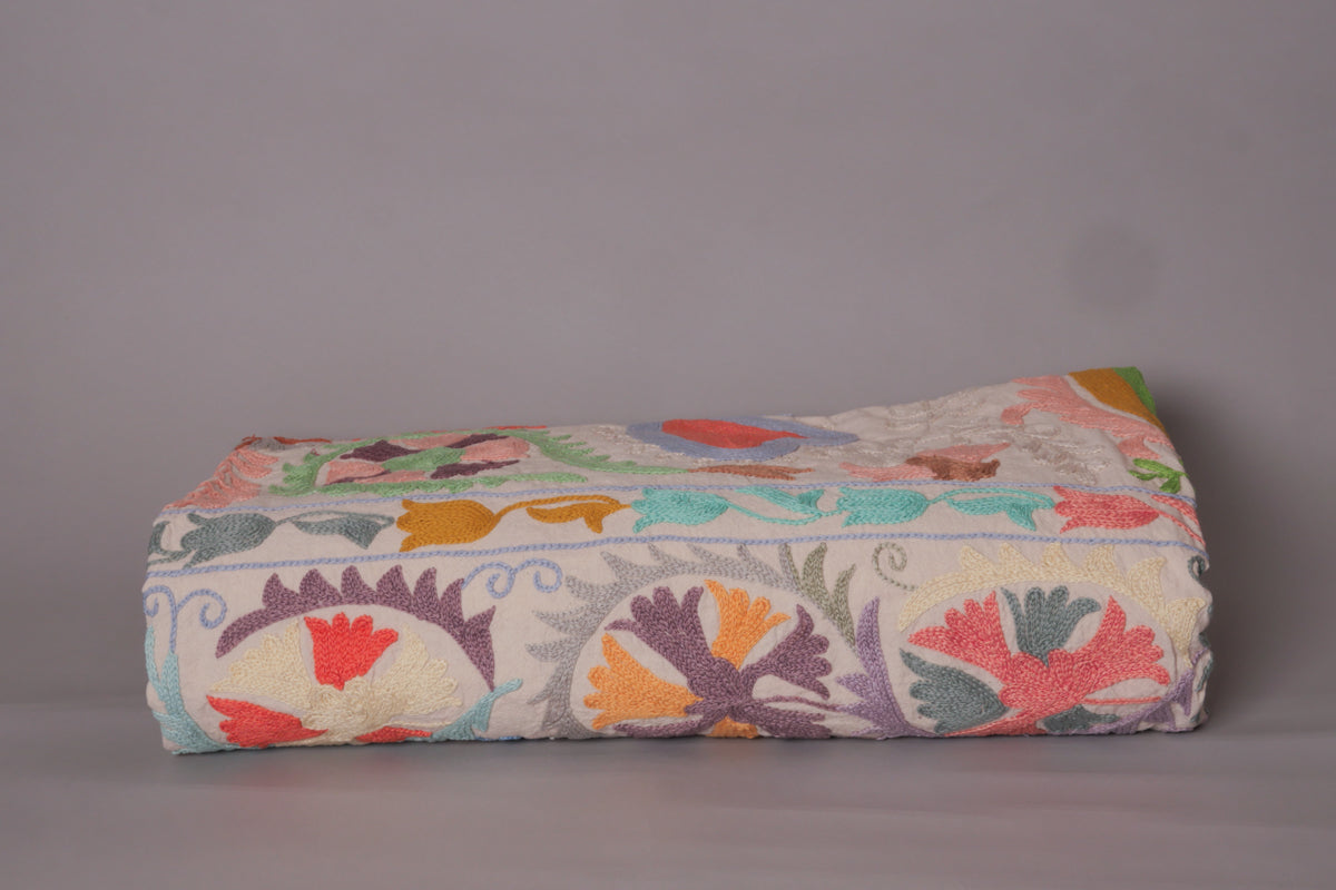 Grande couverture mochi, brodé main en coton  225x275cm