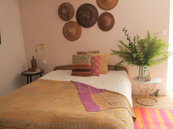 Couvre-lit Kantha Vintage en Coton Recyclé: Violet Cottage