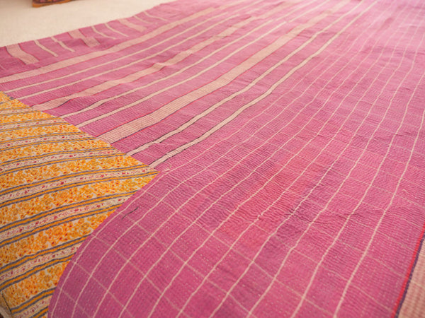 Couvre-lit Kantha Vintage en Coton Recyclé: Violet Cottage