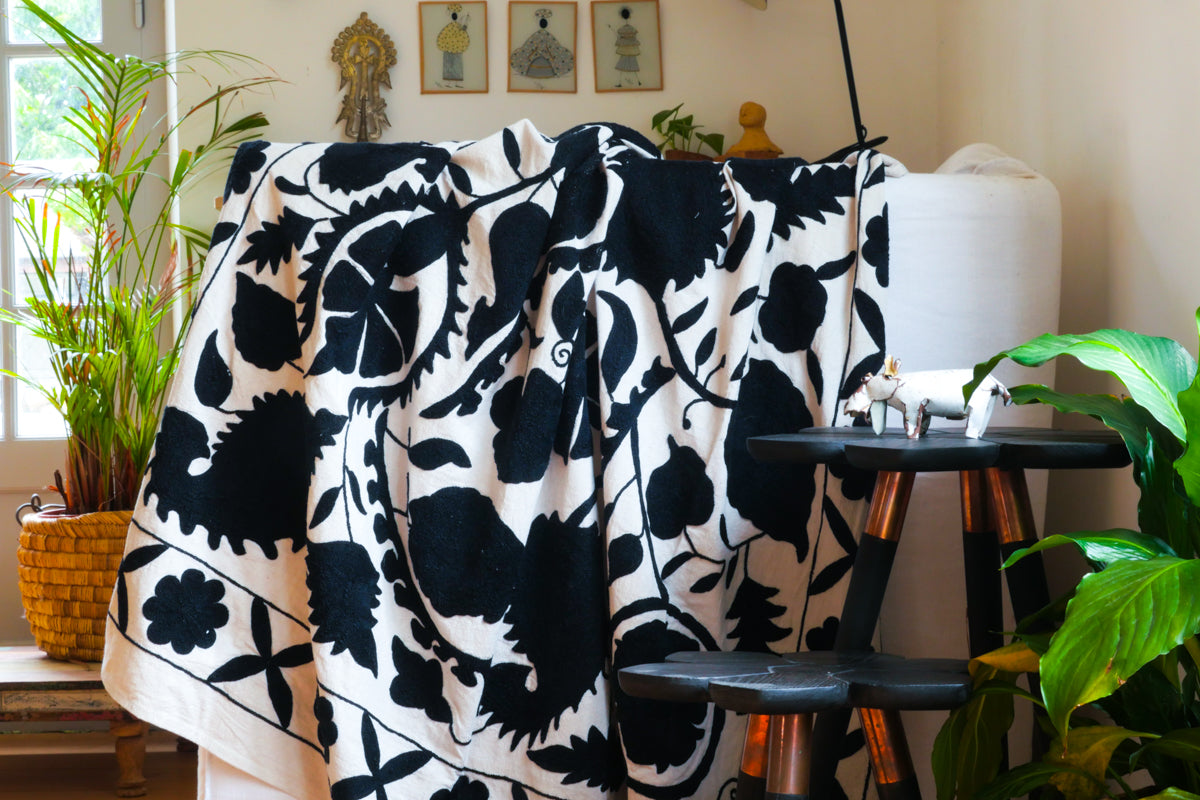Mochi monochrome couverture, brodé main No.3 Image principale du produit