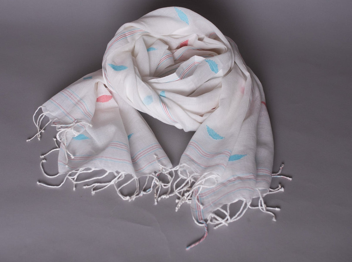 Chale Dupatta Oiseau Bleu, Tissé Main, Coton Doux et Fin  Image principale du produit