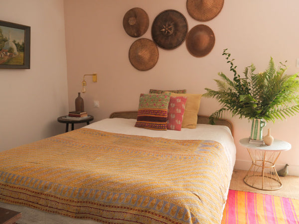Couvre-lit Kantha Vintage en Coton Recyclé: Violet Cottage