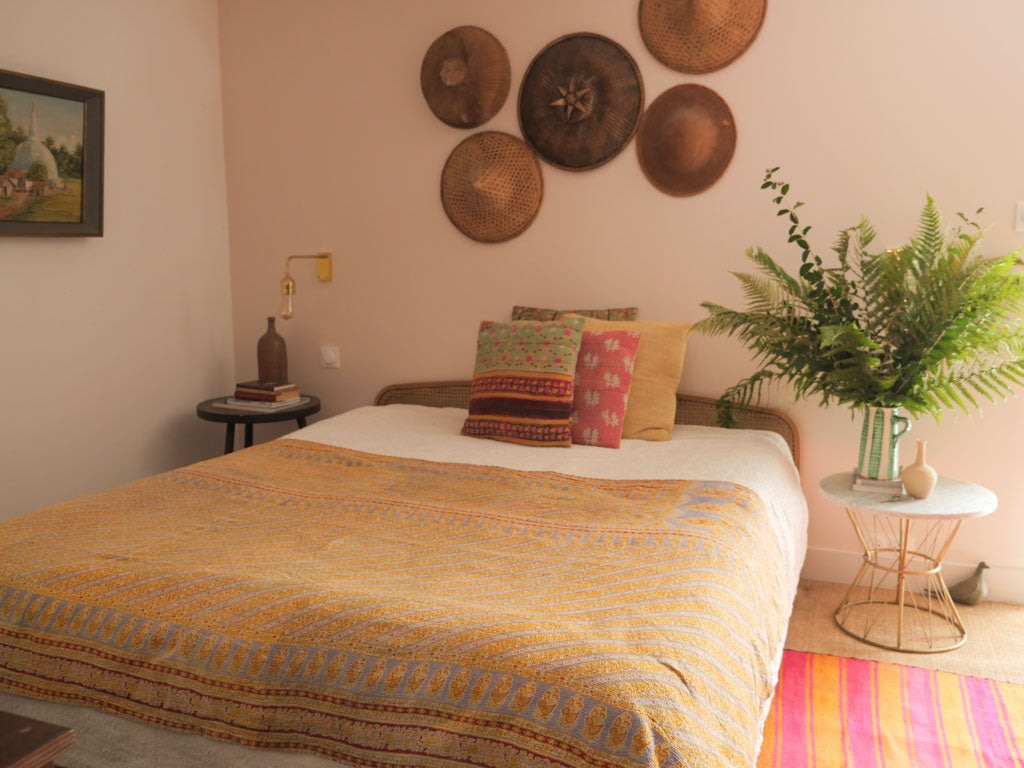 Couvre-lit Kantha Vintage en Coton Recyclé: Violet Cottage