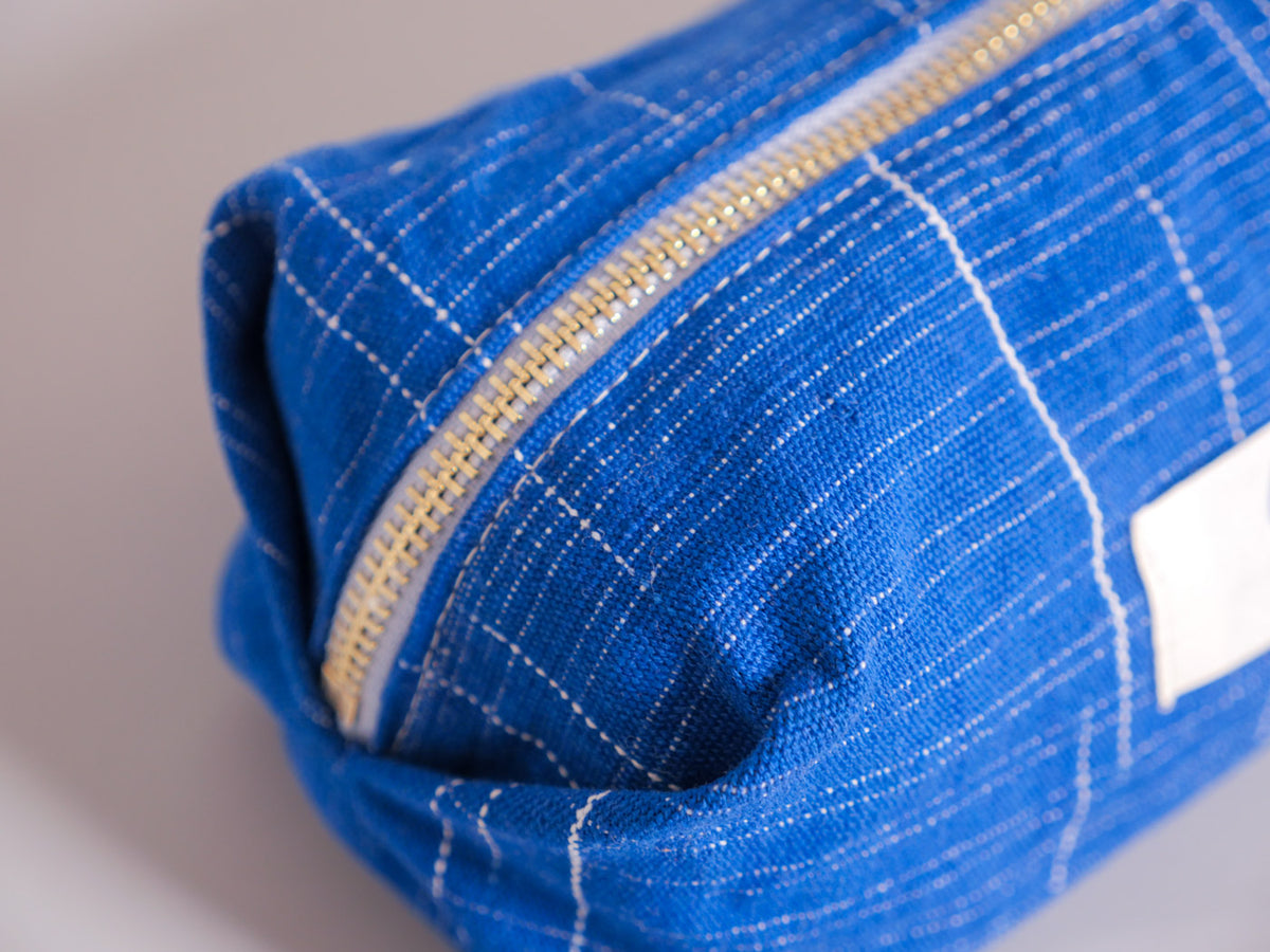 Trousse en coton “Faso Dan Fani”. Tissée au Burkina Faso, confectionnée en France 