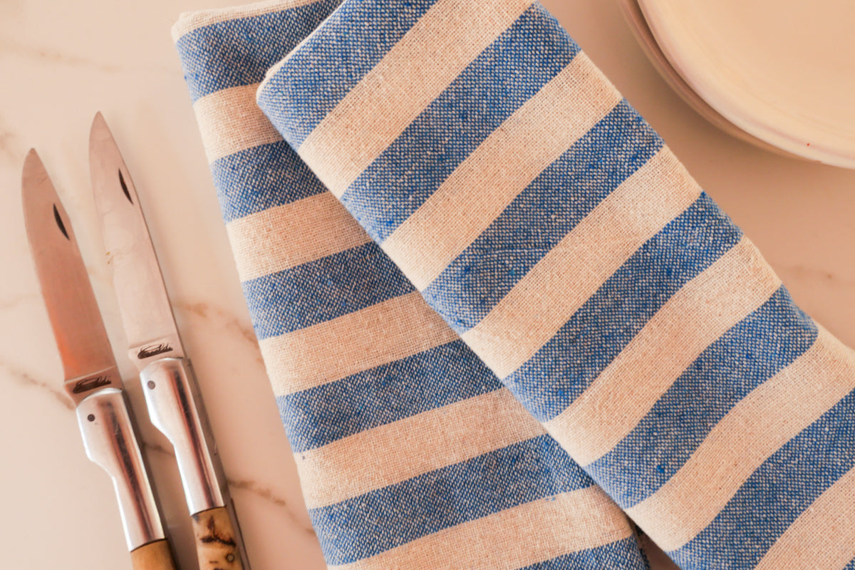 Torchon ou serviette en coton tissé main, bleu et ecru