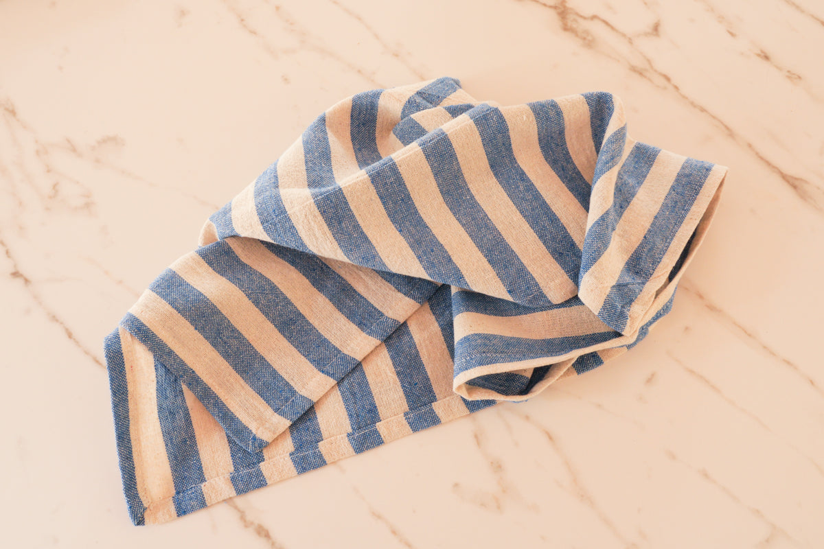 Torchon ou serviette en coton tissé main, bleu et ecru