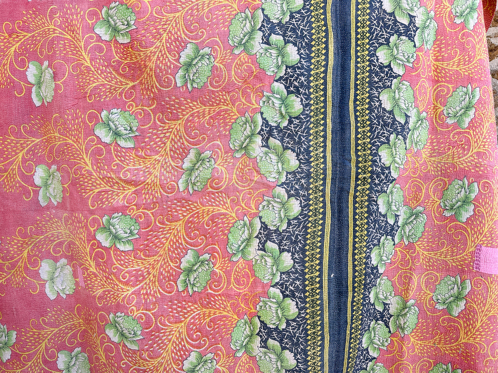 Couvre-lit Kantha Vintage en Coton Recyclé  No.16 "Peony"