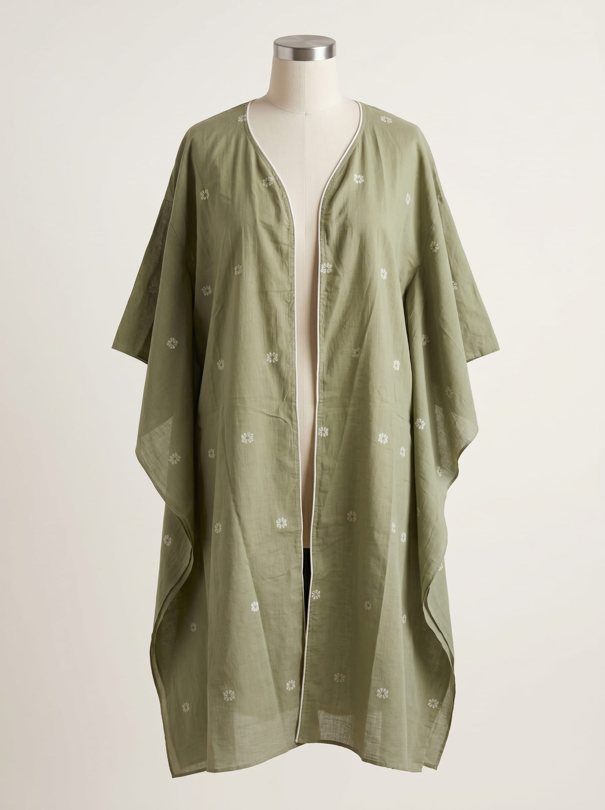 Robe en coton tissée main.