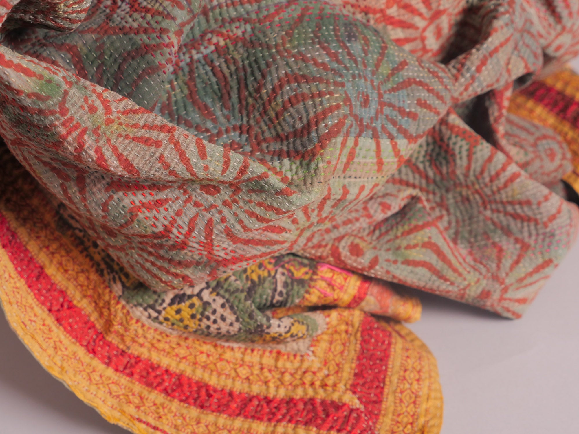 Vintage kantha brodé main
