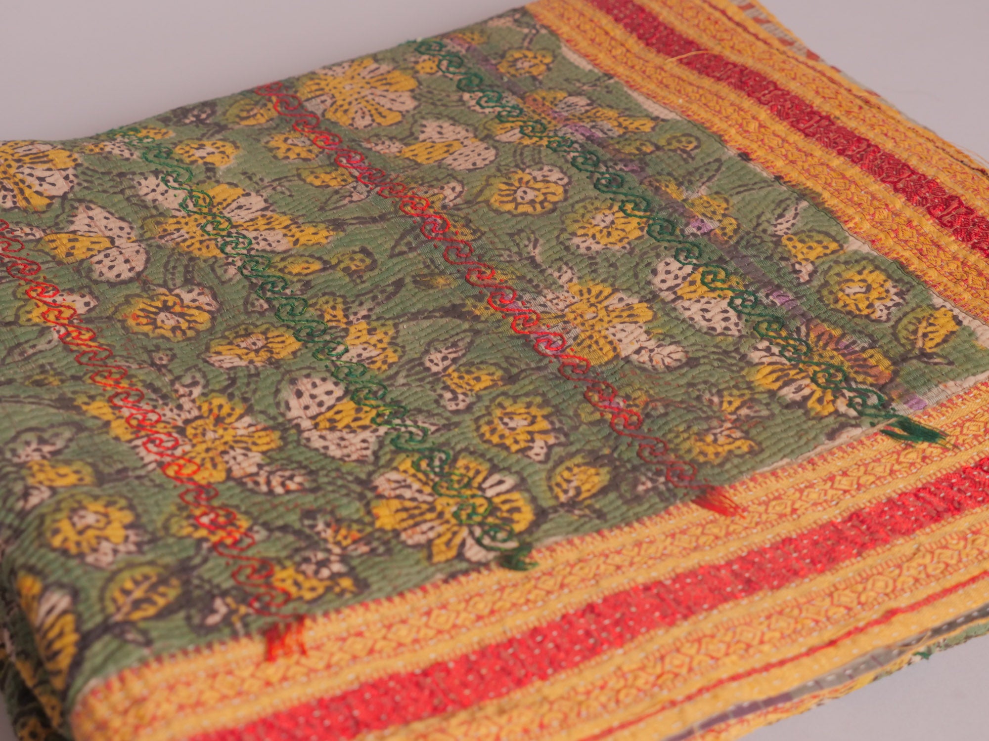 Vintage kantha brodé main