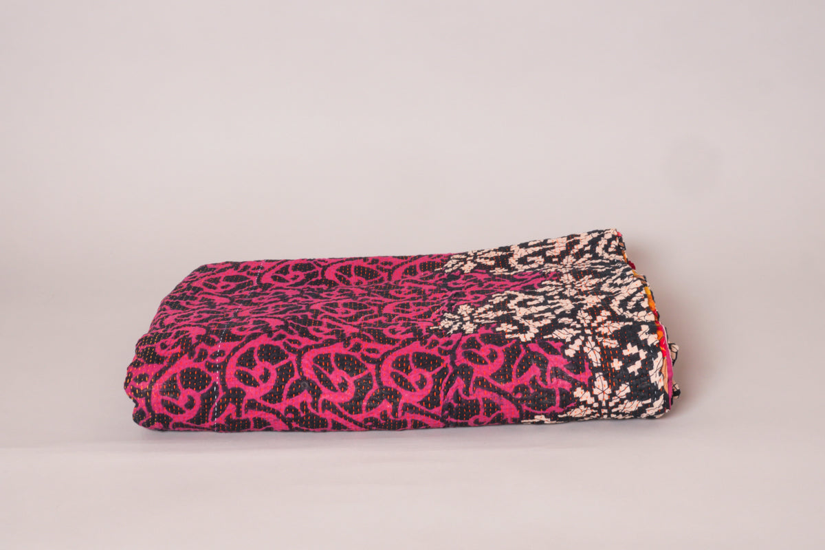 Kantha sari couvre-lit Saffron Hibiscus