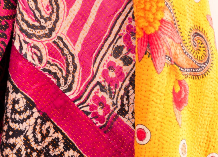 Kantha sari couvre-lit Saffron Hibiscus