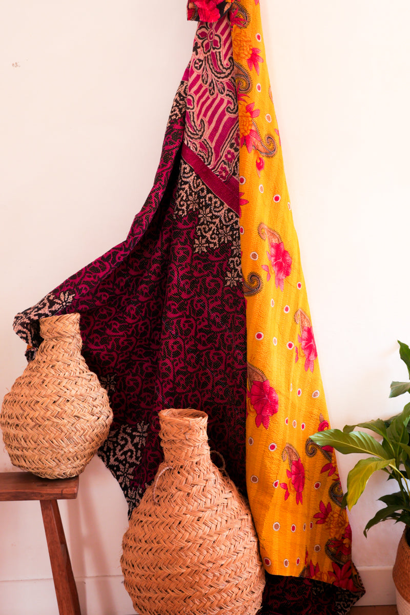 Kantha sari couvre-lit Saffron Hibiscus