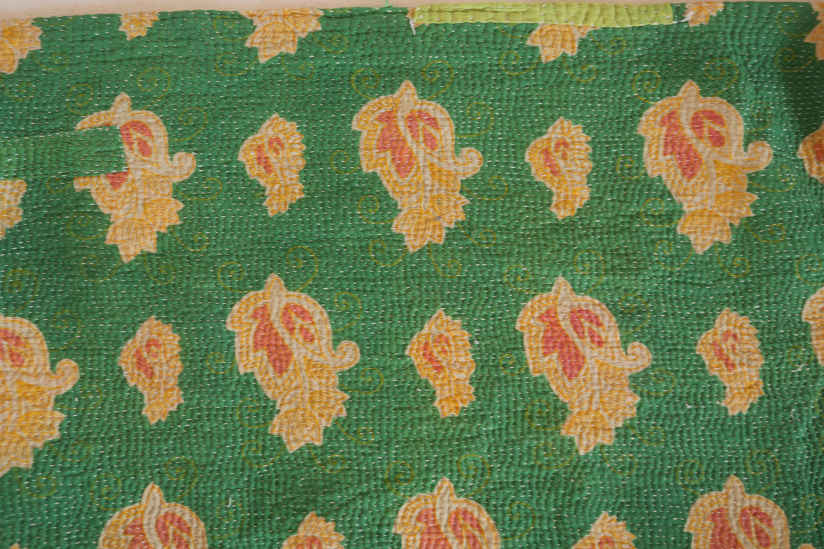 Vintage Kantha couvre lit vert printemps