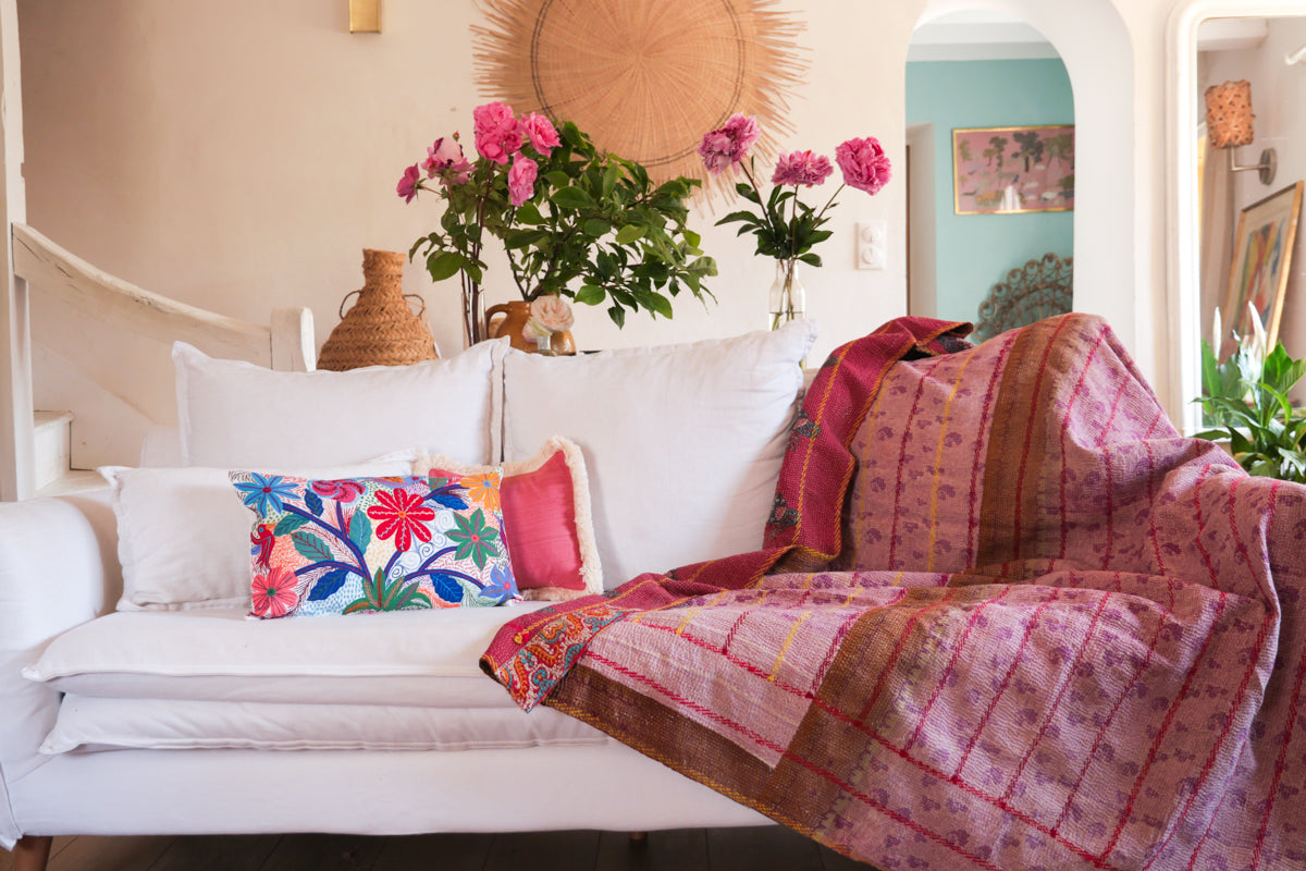 Vintage Kantha couvre lit raspberry Image principale du produit