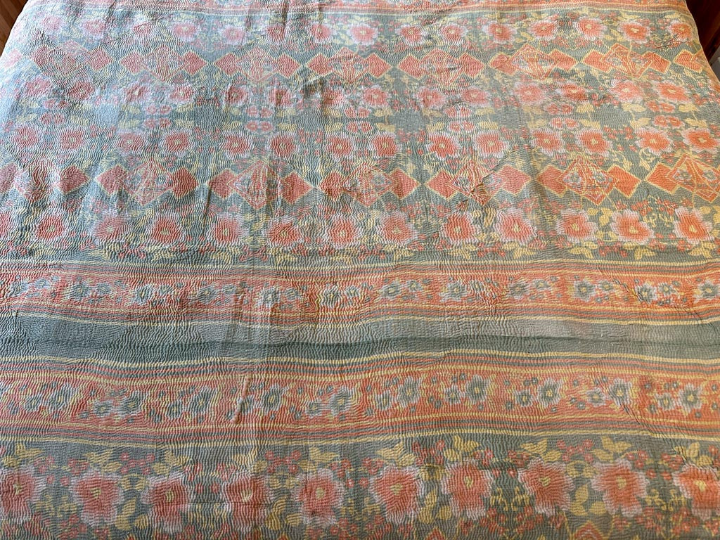 Couvre-lit Kantha Vintage en Coton Recyclé: Pink Pastel