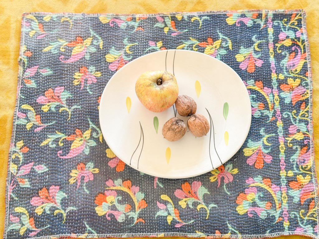 Lot de 2 Sets Table Vintage Kantha, Carnival Flowers