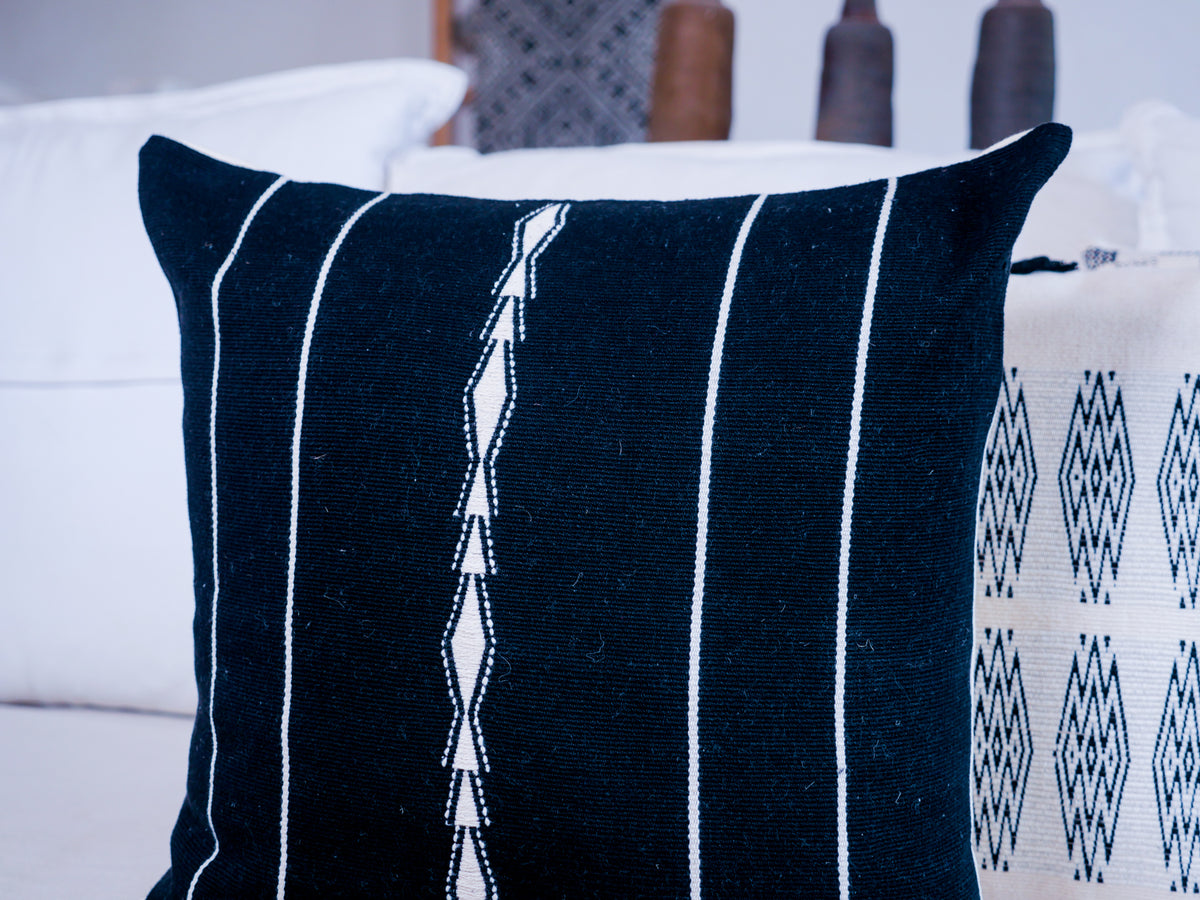Naga Tribal Coussin Tissé Main