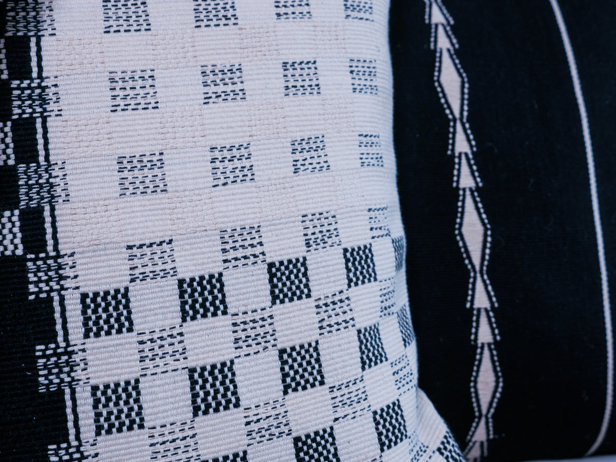 Naga Tribal Coussin Tissé Main