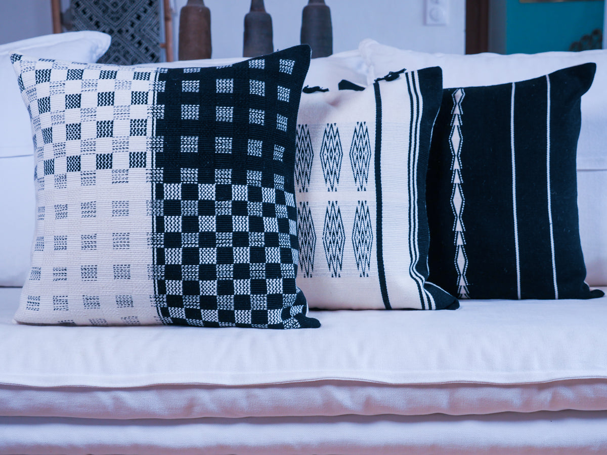 Naga Tribal Coussin Tissé Main