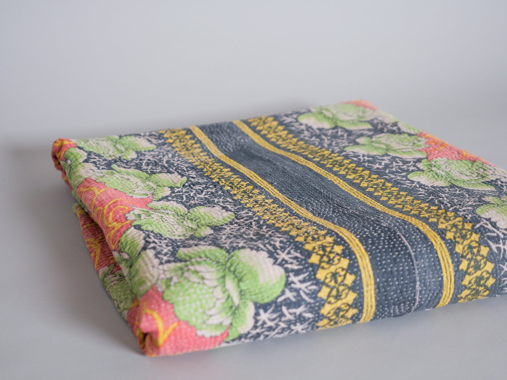 Vintage kantha plaid en coton recyclé