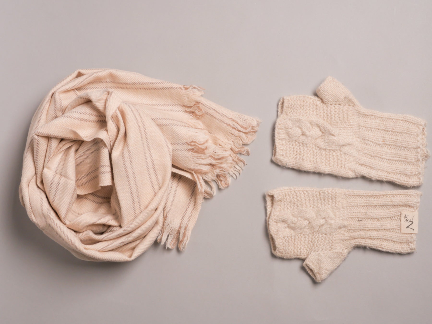 Ladakh 100% Pashmina Scarf, Leh Pin Stripe Secondary image
