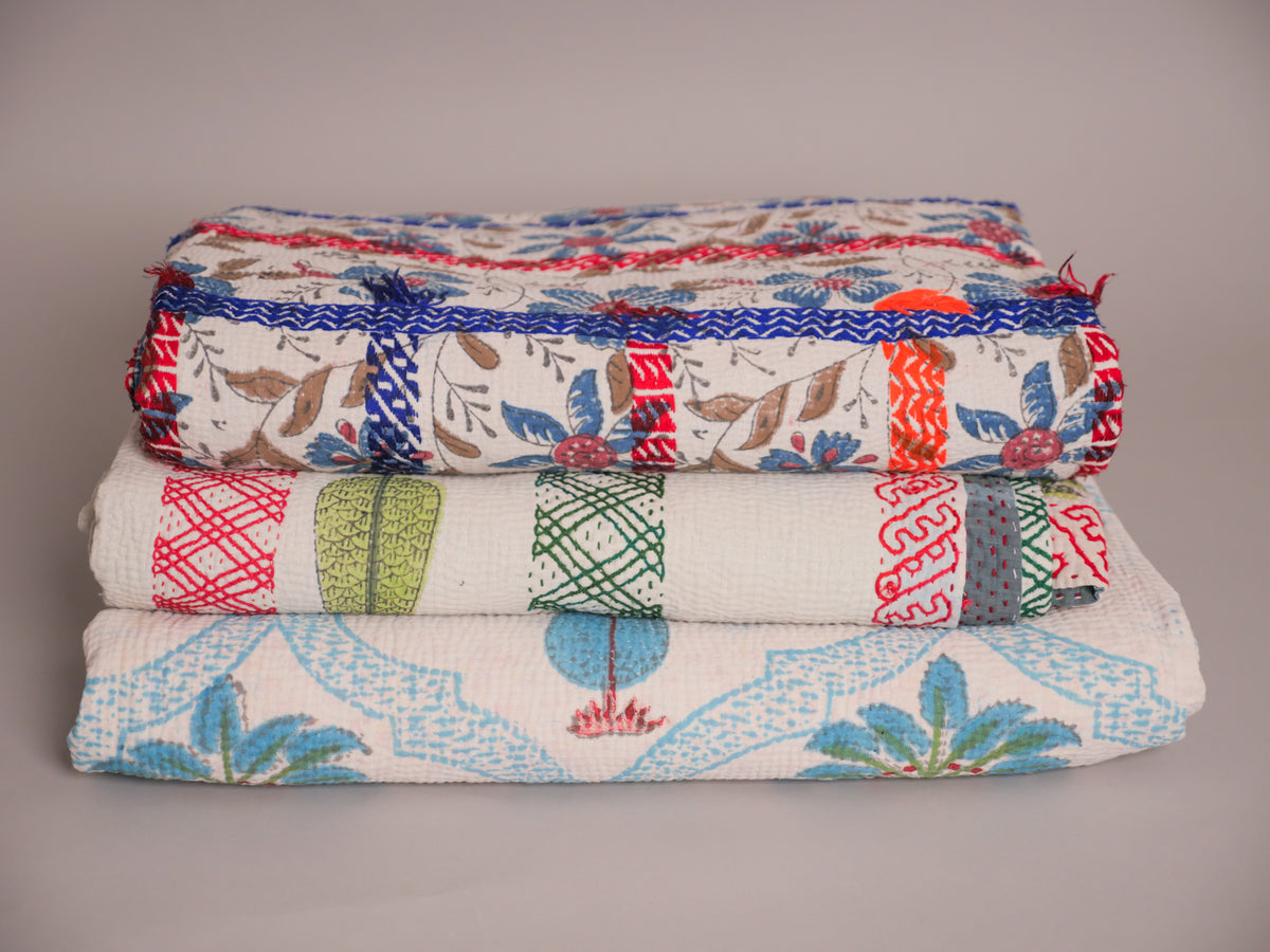 Vintage Block Printed Kantha Daisy 2 Image principale du produit