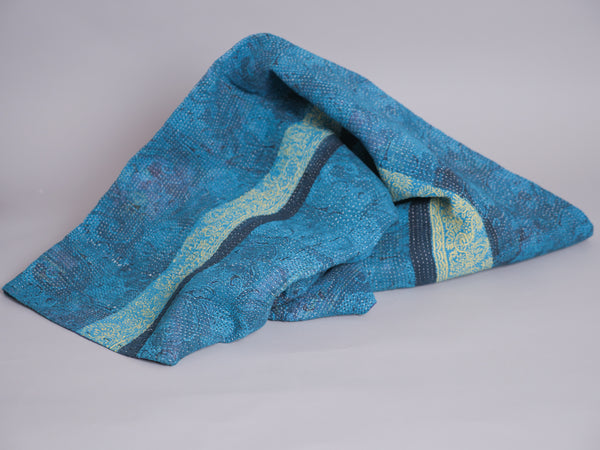 Kantha sari couvre-lit  No.105 "Regal ",  coton recyclé brodé à la main