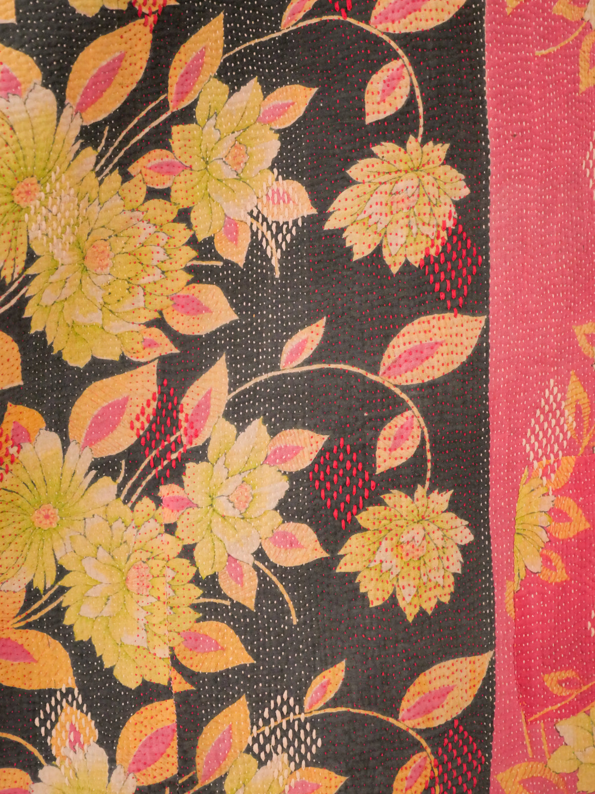 Kantha couvre lit rose