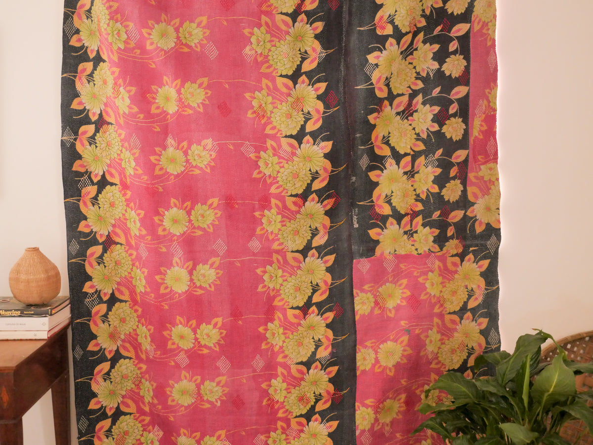 Kantha couvre lit rose