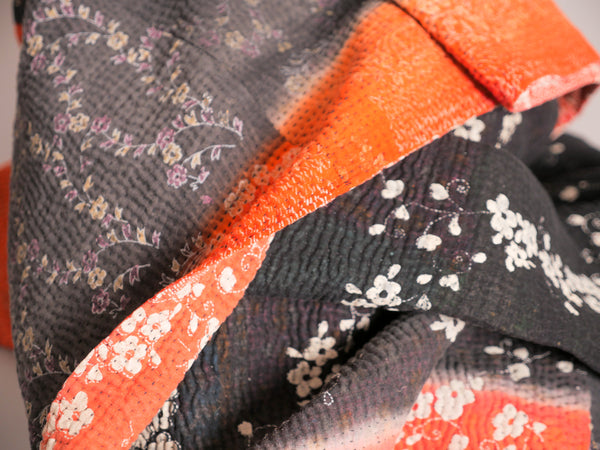 Grande couverture, kantha noir brodé main