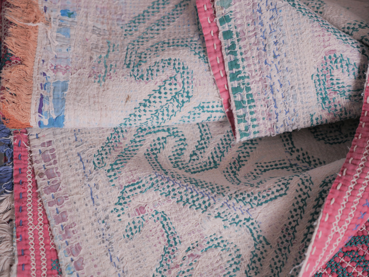 Couverture brodé main, Bangladesh, Inde