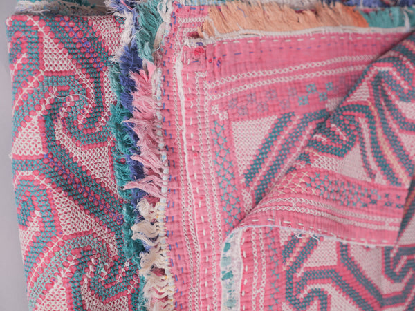 Couverture brodé main, Bangladesh, Inde