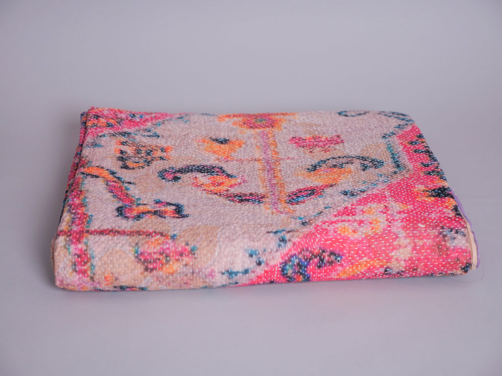 Kantha brodé main avec motif imprimé 