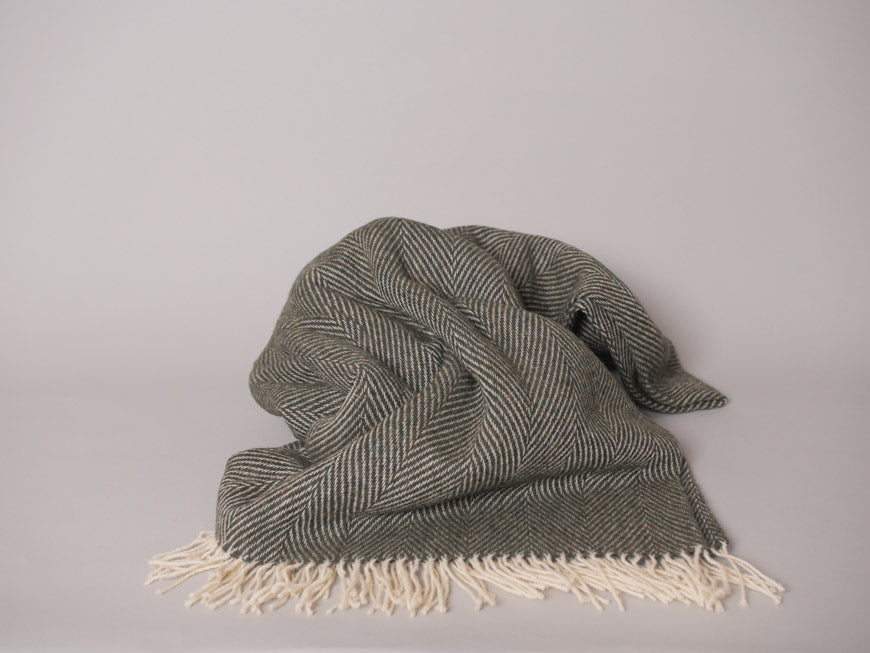 Couvertures Irlandaise, laine fine "moss" Image secondaire du produit