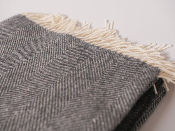 Couvertures Irlandaise, laine fine gris