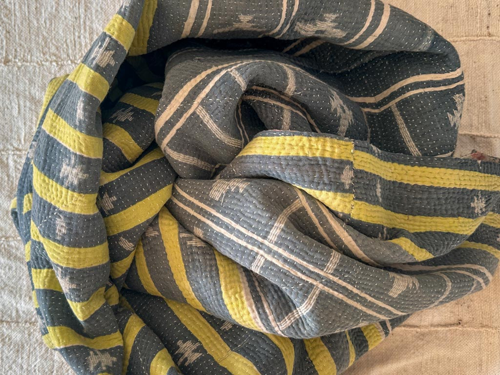 Couvre-lit Kantha Vintage en Coton Recyclé: Very Pastel