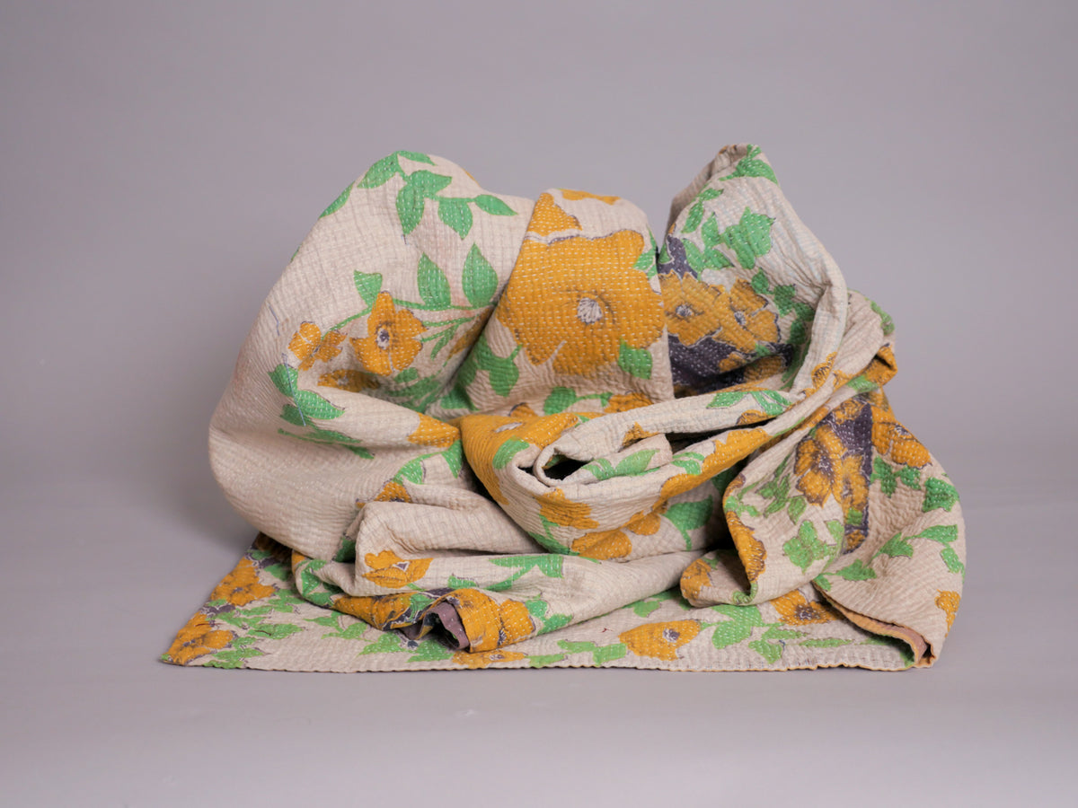 Couvre-lit Kantha Vintage en Coton Recyclé  No.103 "Californian poppy"