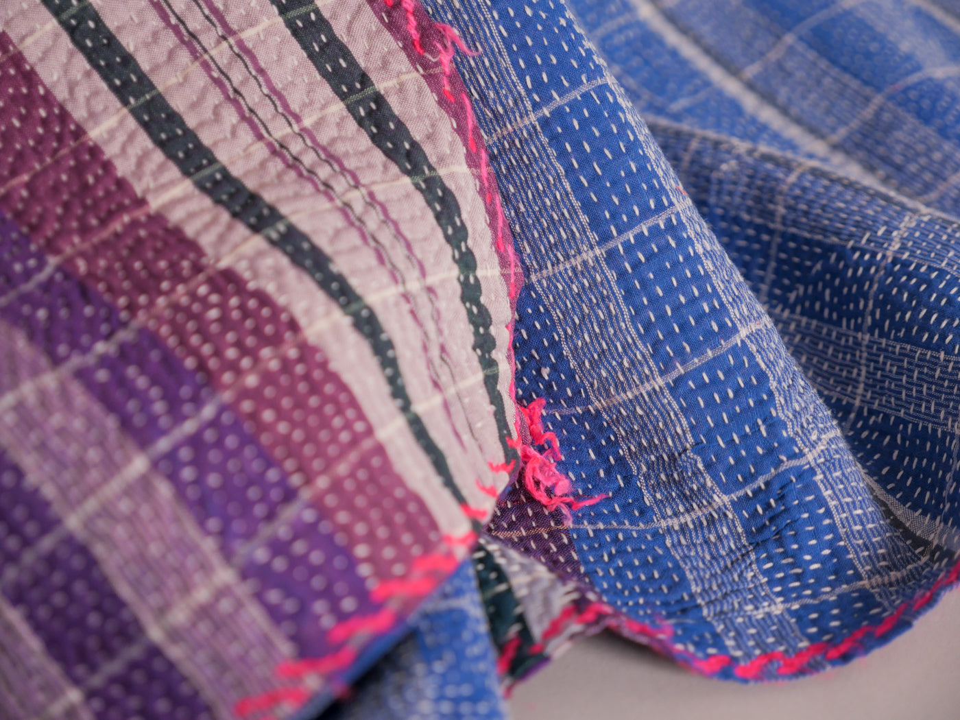Kantha lungi bleu et violet