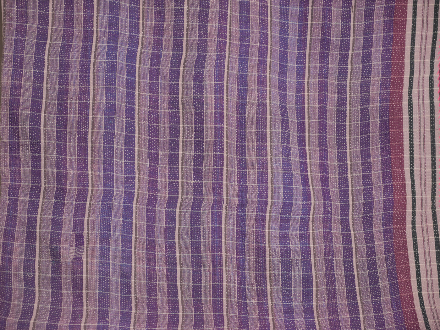 Kantha lungi bleu et violet