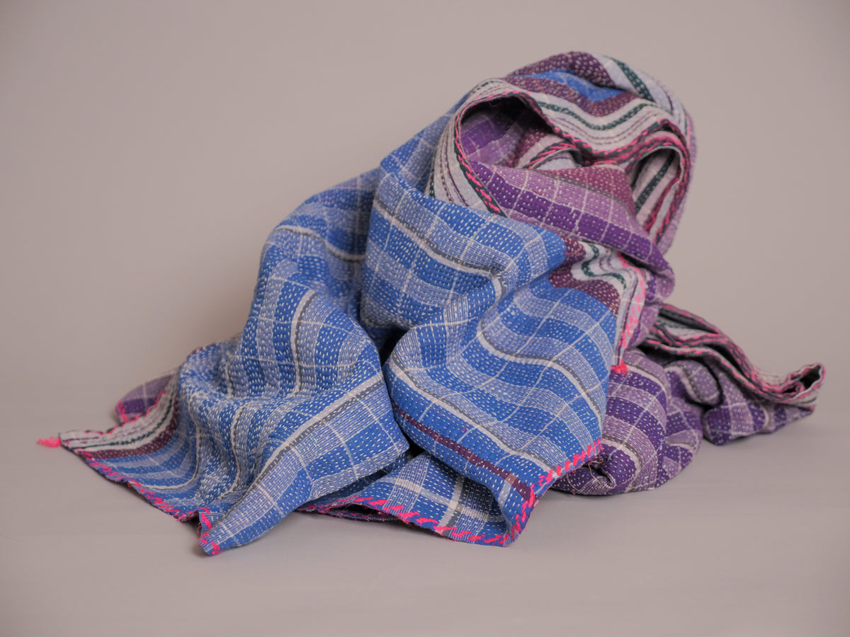 Kantha lungi bleu et violet