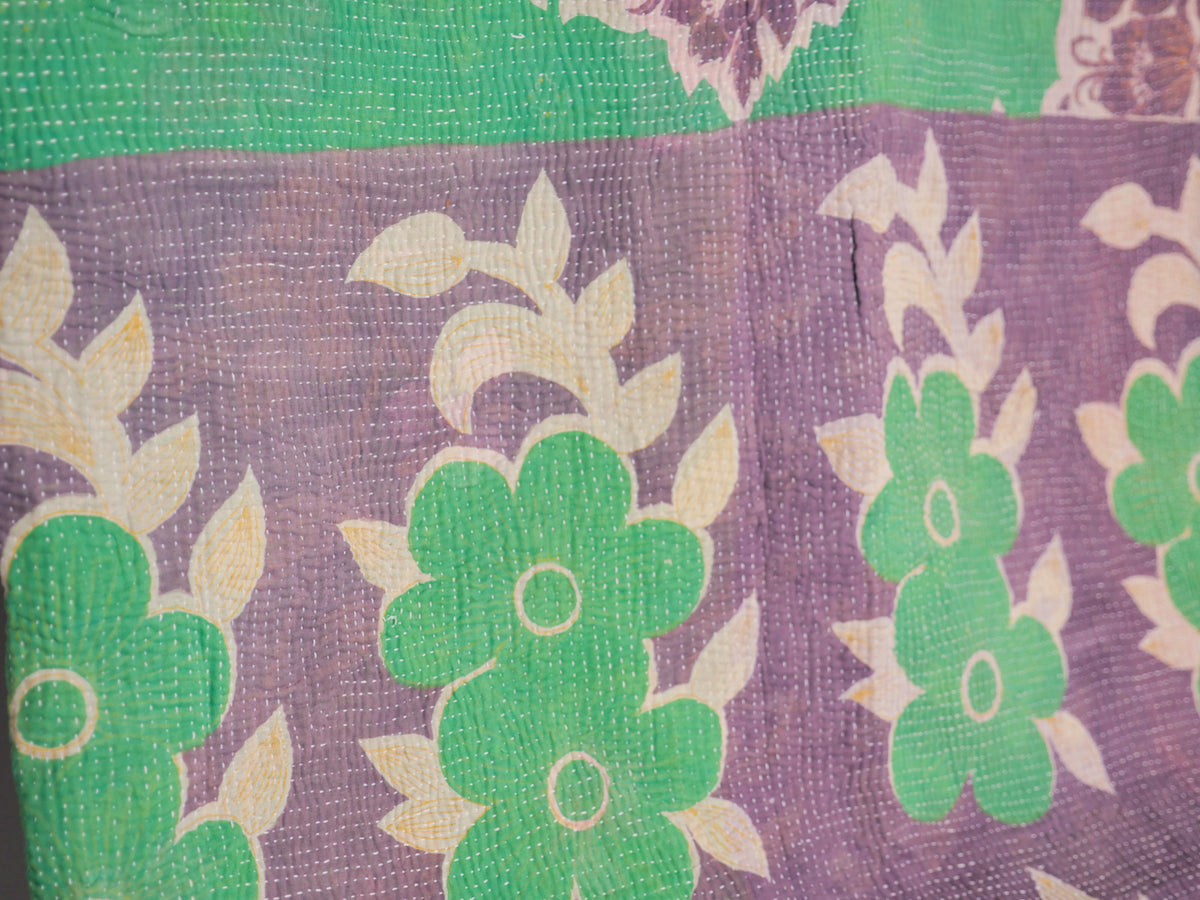Couvre-lit Kantha Vintage en Coton Recyclé  No.106 "Midnights and Green"