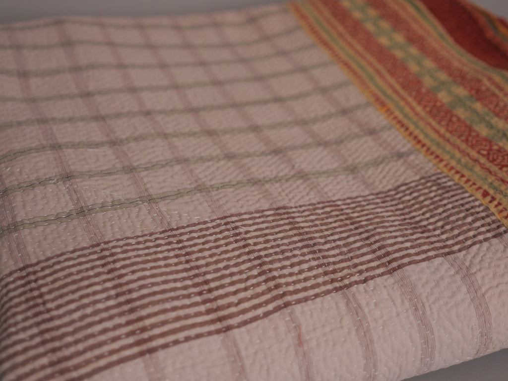 Vintage Kantha Couvre Lit Gris ecru
