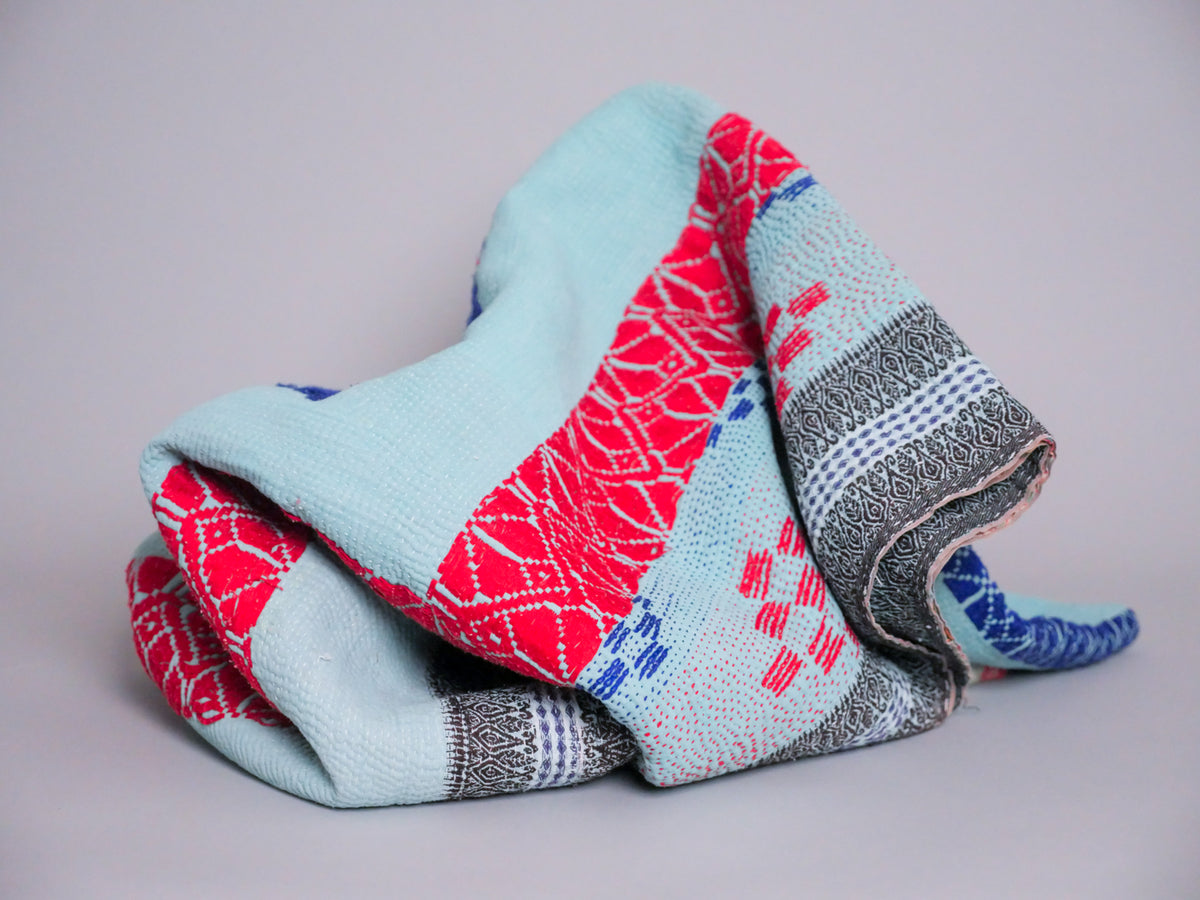 Vintage Kantha Couvre Lit Image principale du produit