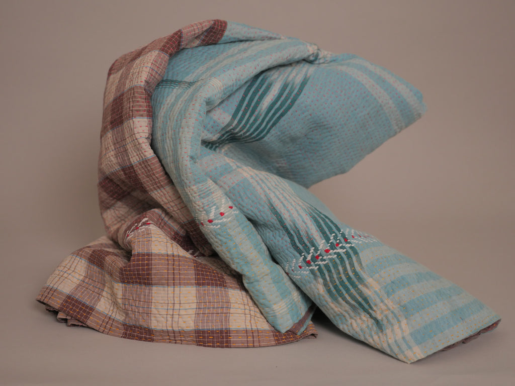 Vintage Kantha couvre it, brodé main