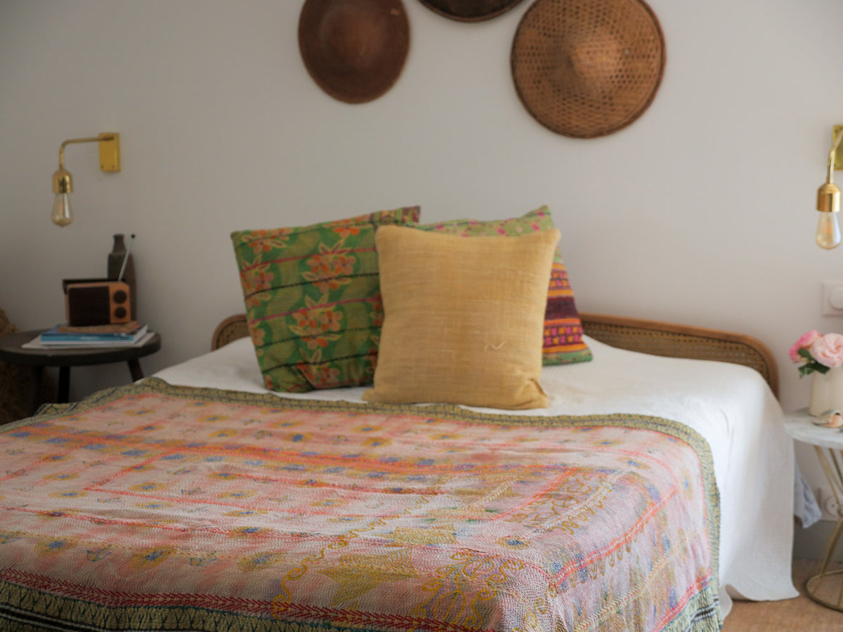 Suns kantha Image principale du produit