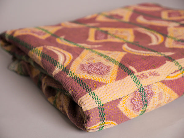 Kantha sari couvre-lit  "Ikat horizon"  coton recyclé brodé à la main
