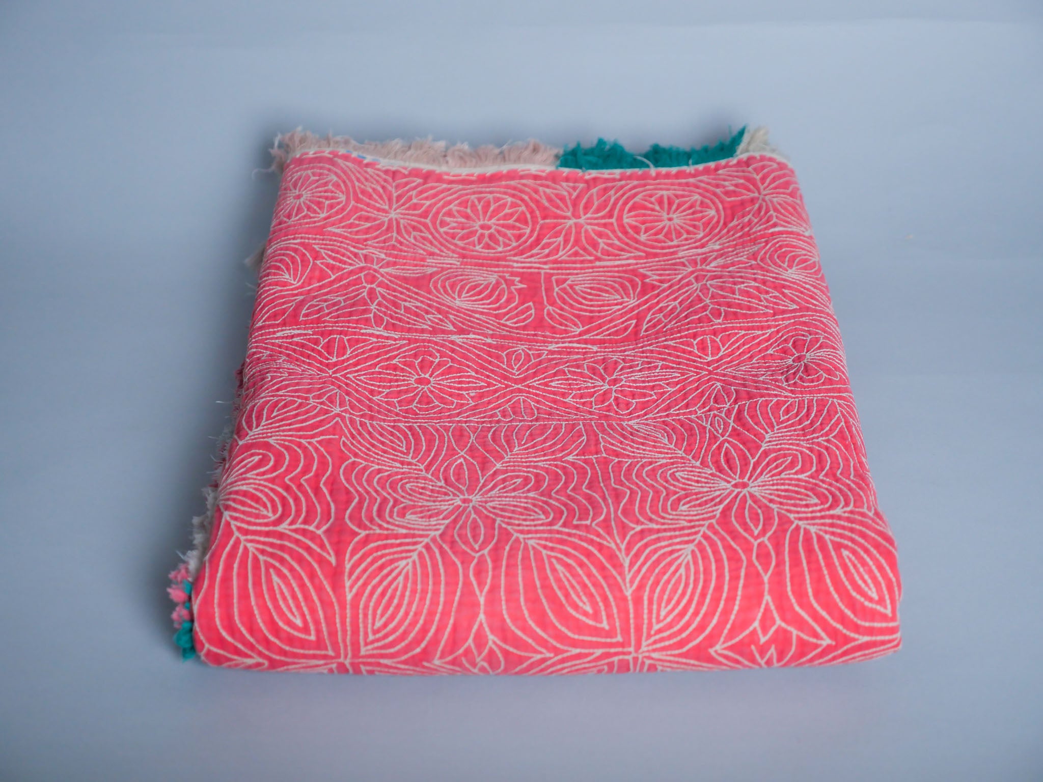 Plaid en coton vintage, pièce unique, brodée à la main. Image secondaire du produit