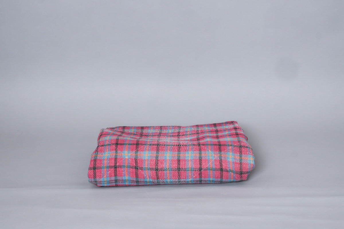 Kantha sari couvre-lit, Tartan No.21 coton recyclé brodé à la main