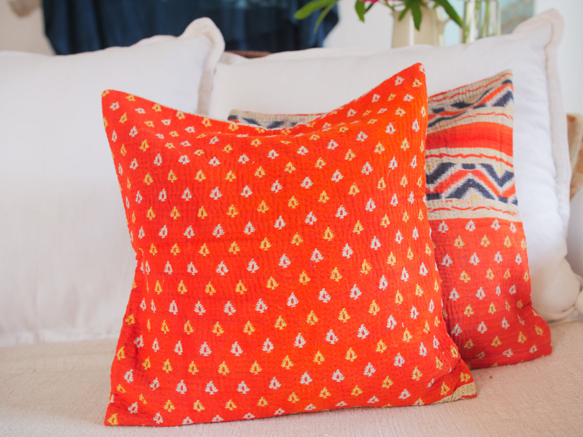 Poppy Fields, Kantha Vintage housse de coussin